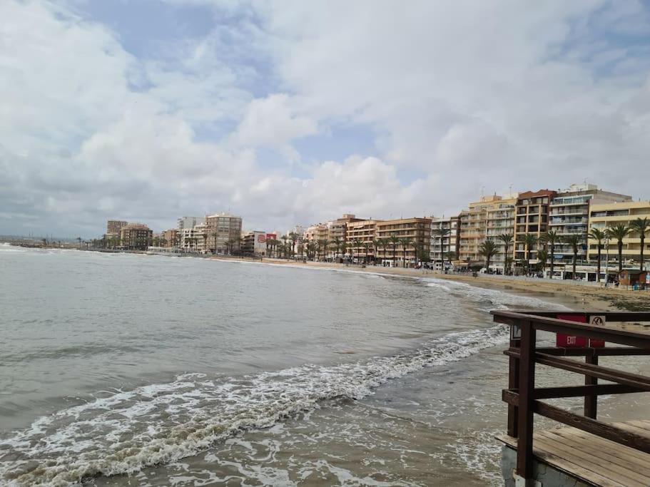 Alex Bungalow Διαμέρισμα Τορεβιέχα Εξωτερικό φωτογραφία